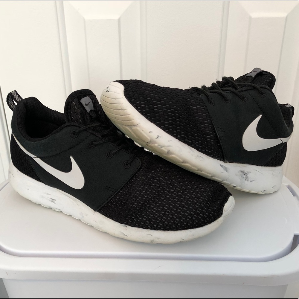 Nike Roshe Runs
